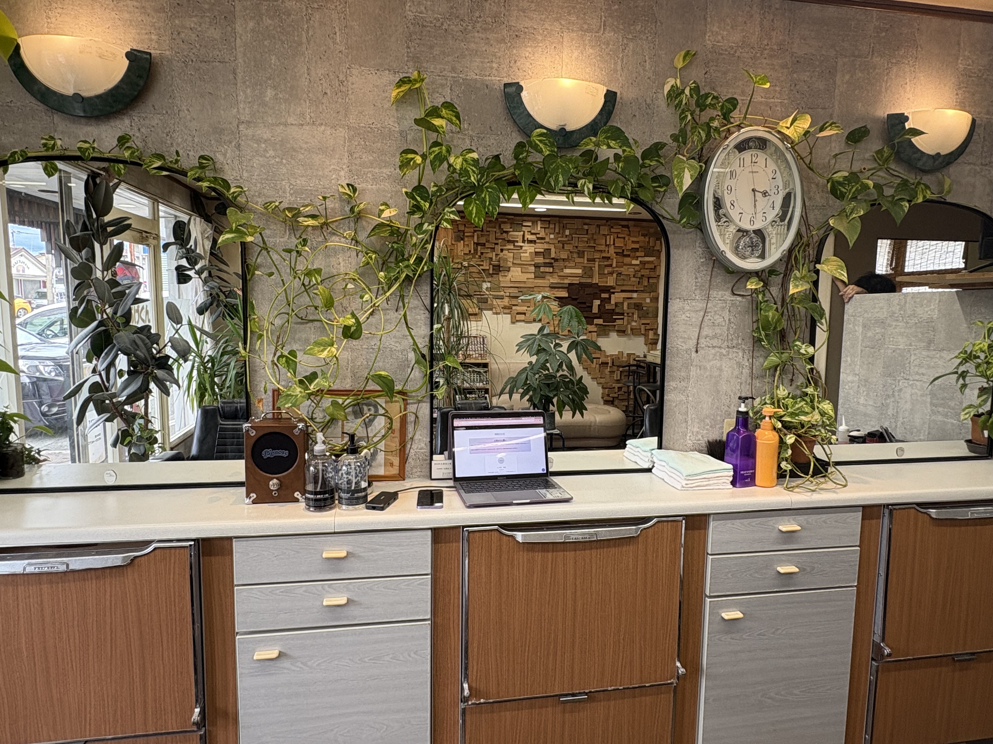 かりあげくん理髪店の外観3